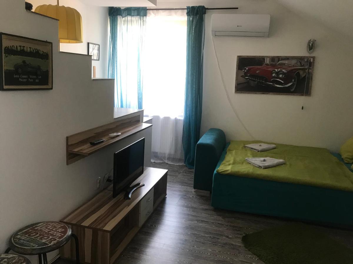 فيلدين ام ورثرسي Old'S Car Zimmer & Apartment Vermietung المظهر الخارجي الصورة
