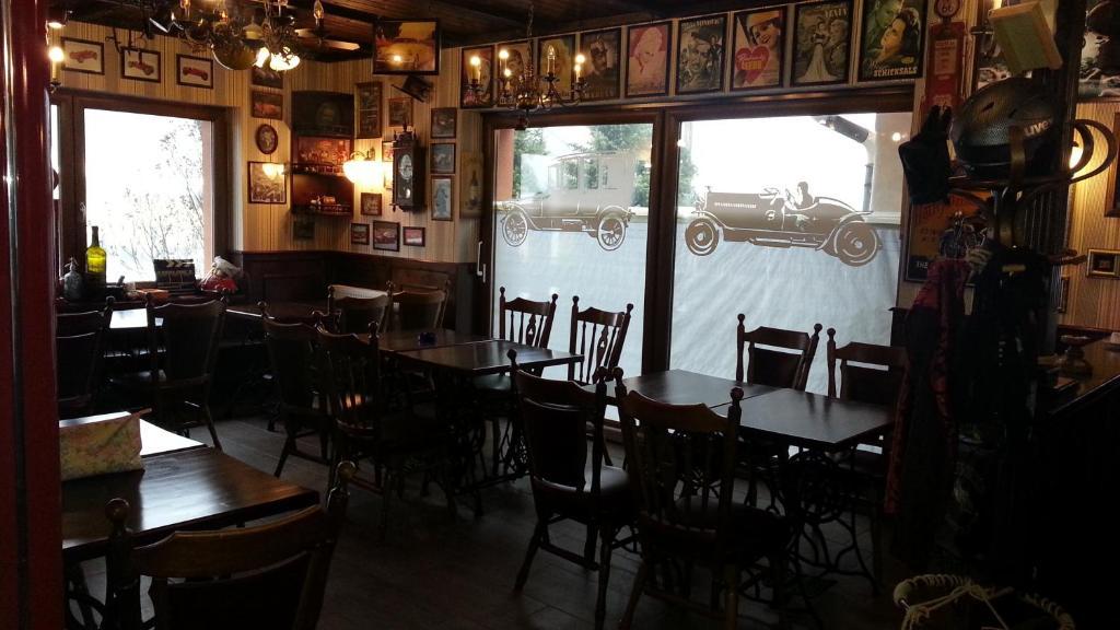 فيلدين ام ورثرسي Old'S Car Zimmer & Apartment Vermietung المظهر الخارجي الصورة