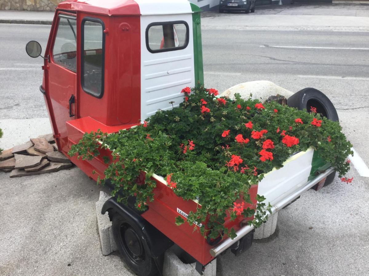 فيلدين ام ورثرسي Old'S Car Zimmer & Apartment Vermietung المظهر الخارجي الصورة